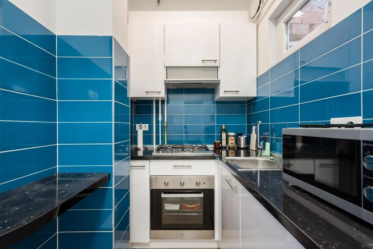 Amora Homes Breathless Panorama Synagogue Elegant Attic Free Parking Reservation Needed Budapeste Apartamento